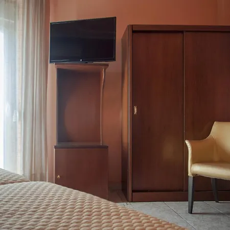 Marianna Hotel