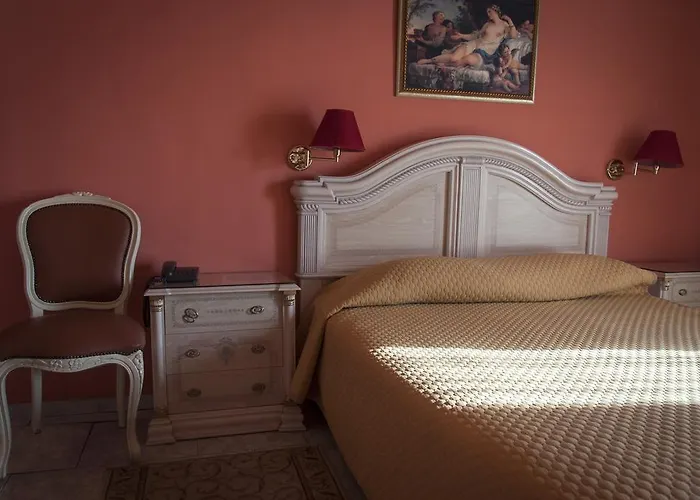 Marianna Hotel Dráma